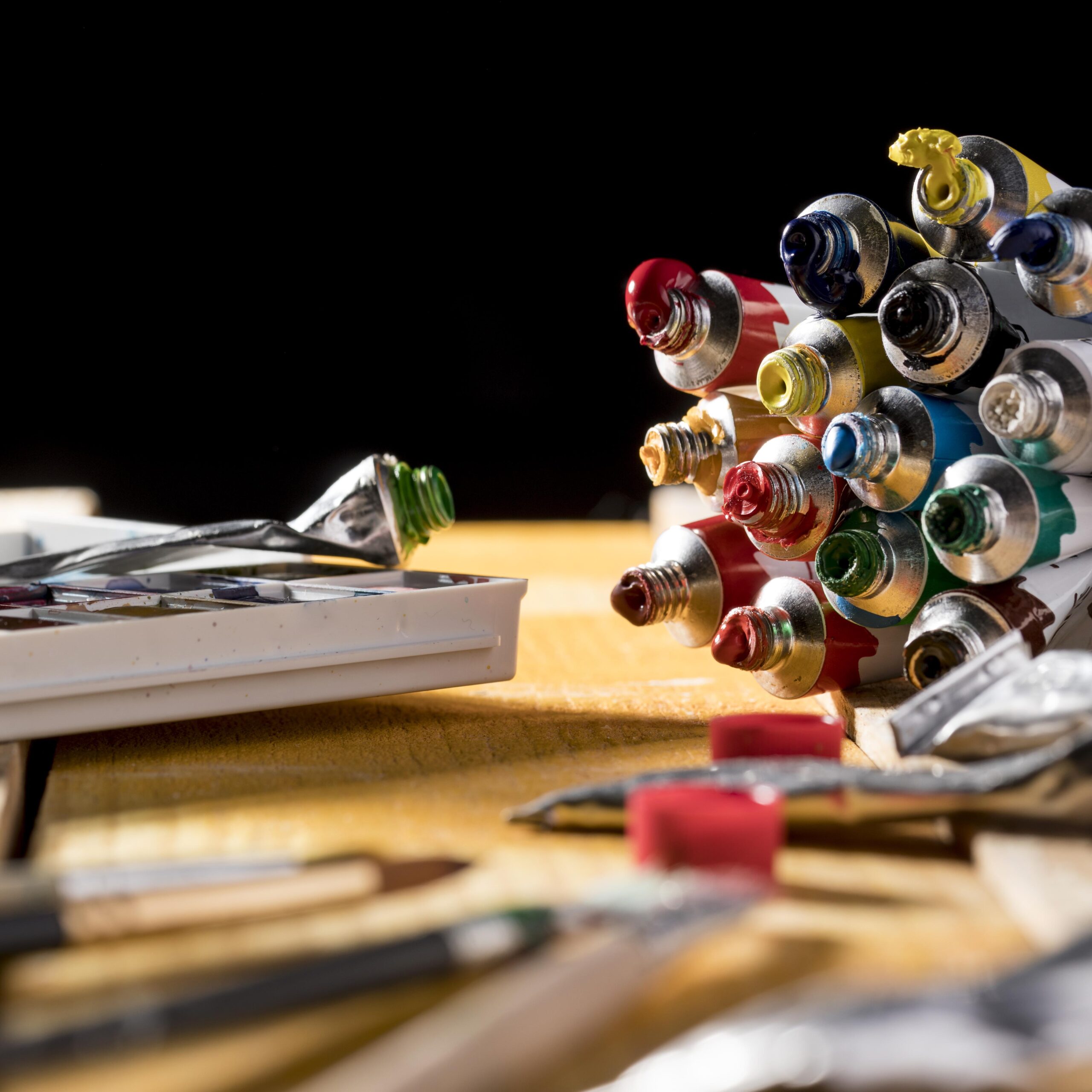 6 Best Tools for Crafting AI-Generated Artwork