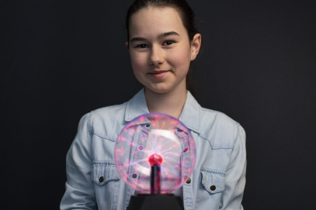 - iPic.ai - Create Beautiful Ai Art or Ai Images For Free