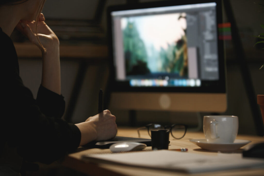 - iPic.ai - Create Beautiful Ai Art or Ai Images For Free