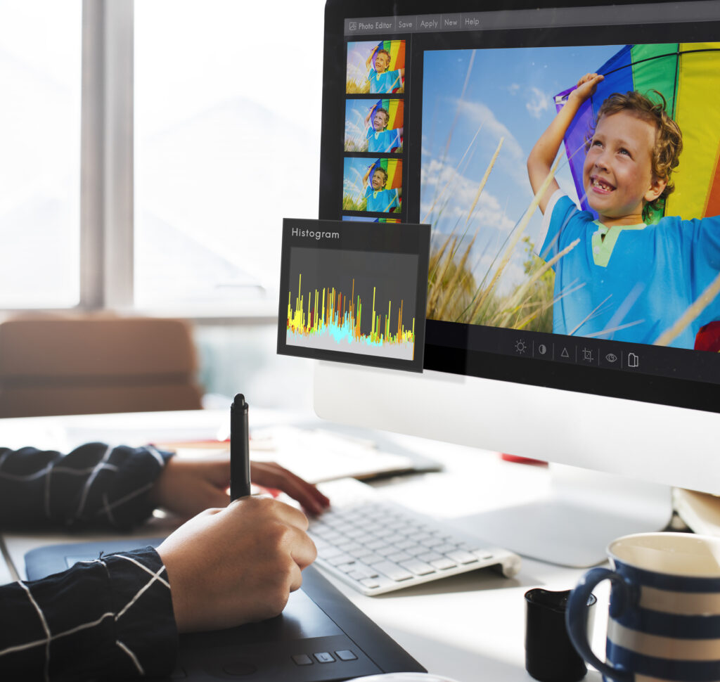 - iPic.ai - Create Beautiful Ai Art or Ai Images For Free